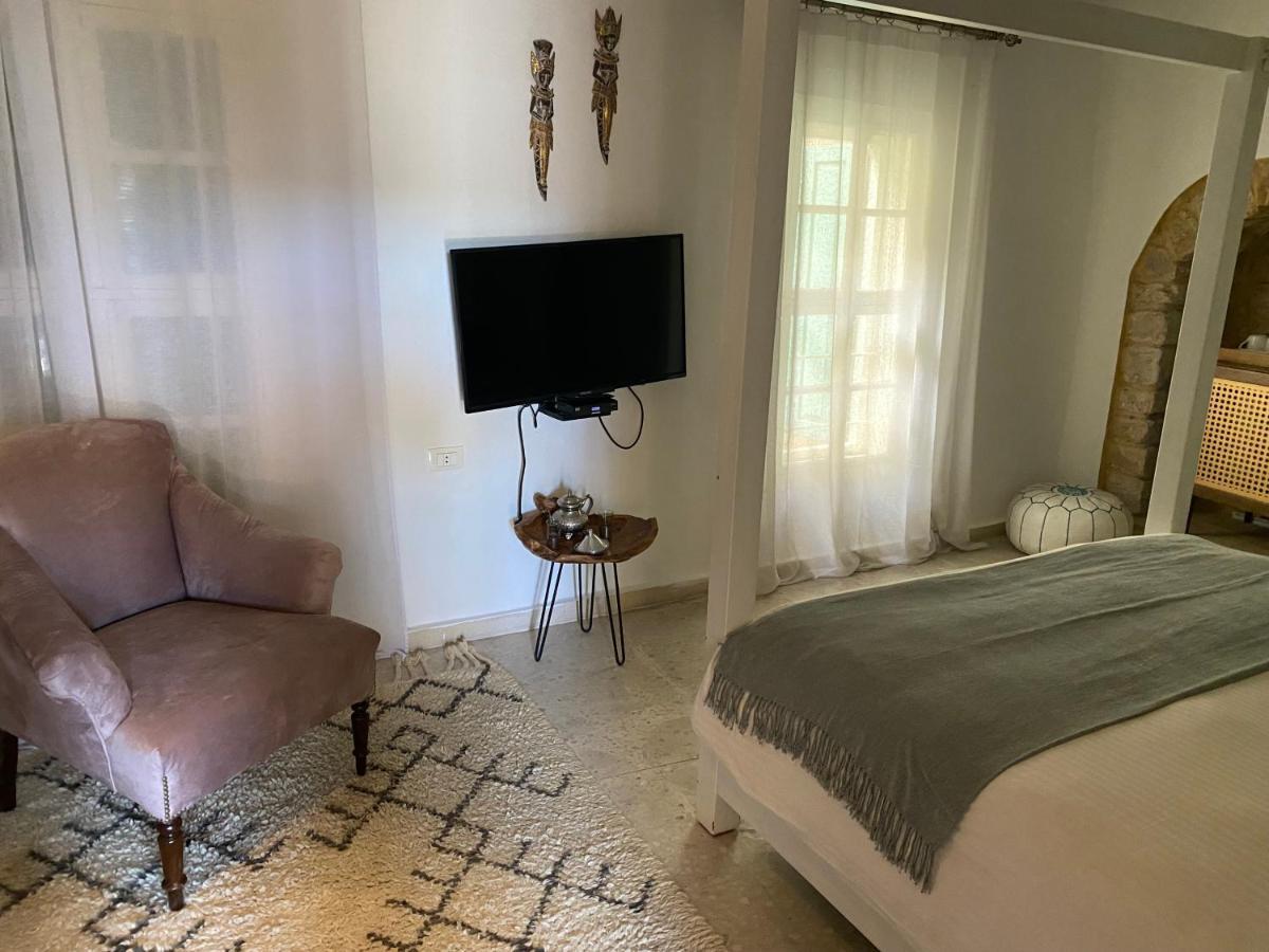 Dar Camelia Bed & Breakfast Tyre Luaran gambar