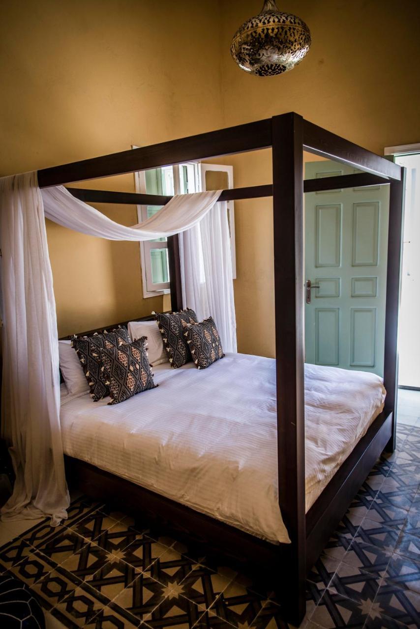 Dar Camelia Bed & Breakfast Tyre Luaran gambar