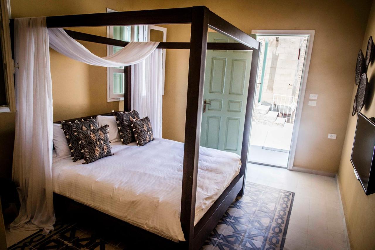 Dar Camelia Bed & Breakfast Tyre Luaran gambar